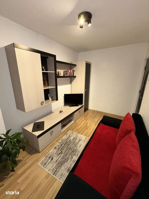 Apartament cu trei camere decomandate în Dej, zona Dealul Florilor
