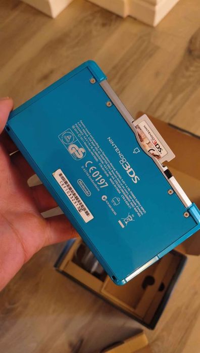 Nintendo 3DS LA CUTIE , condiție  IMPECABILA, luat de la  ALTEX.