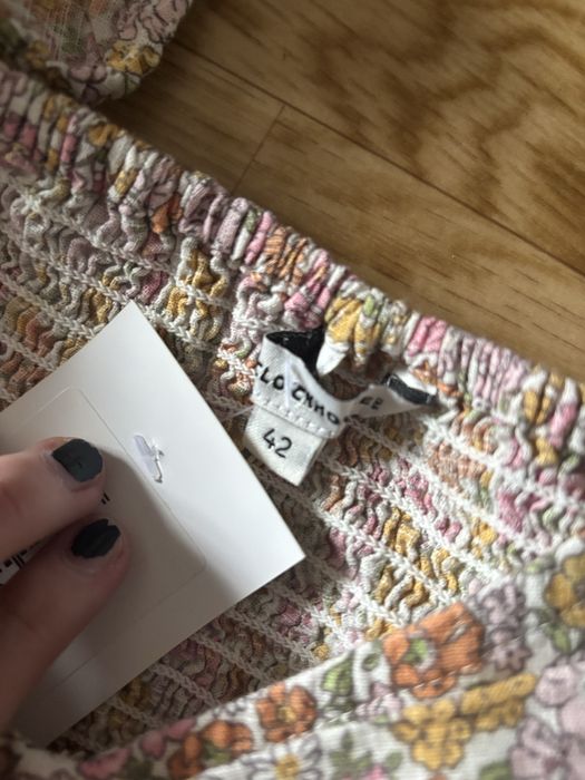 Срочно продается женская одежда