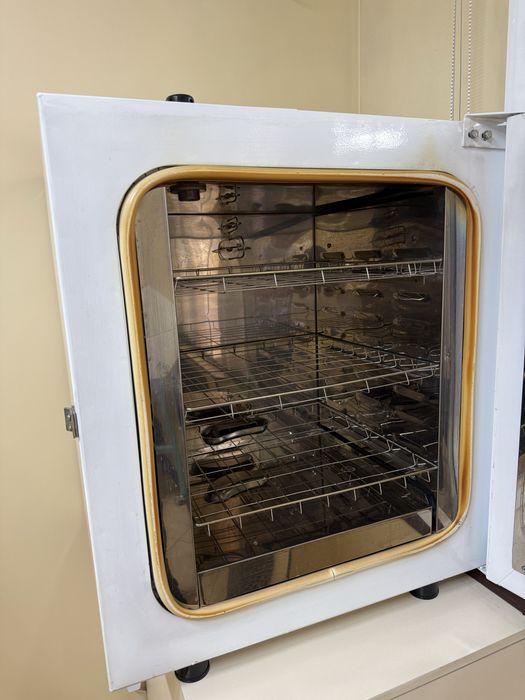 Сухожаровой шкаф