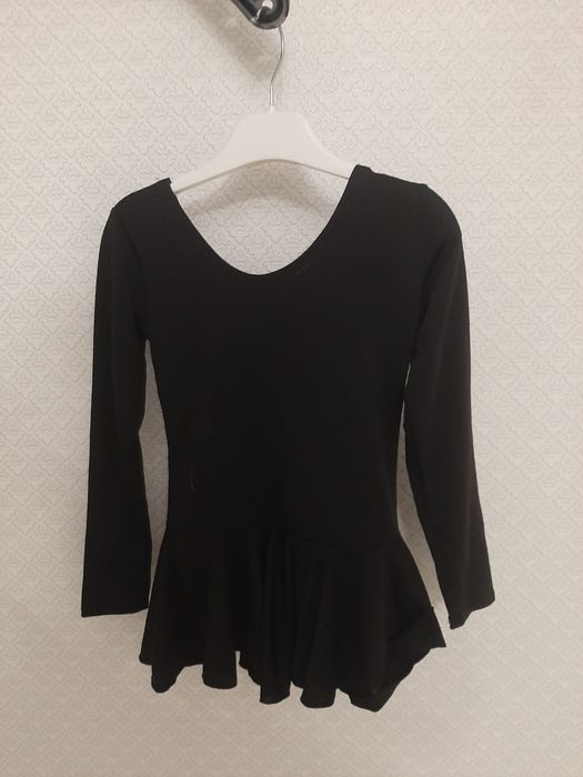 Нарядные платье и юбки для девочек