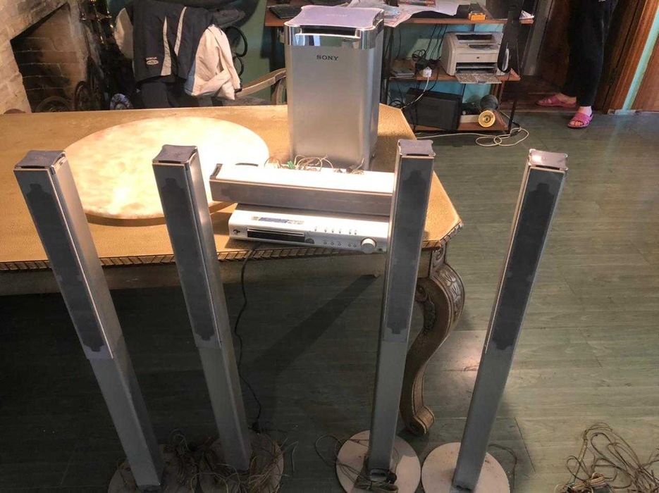 Домашний кинотеатр "Sony"