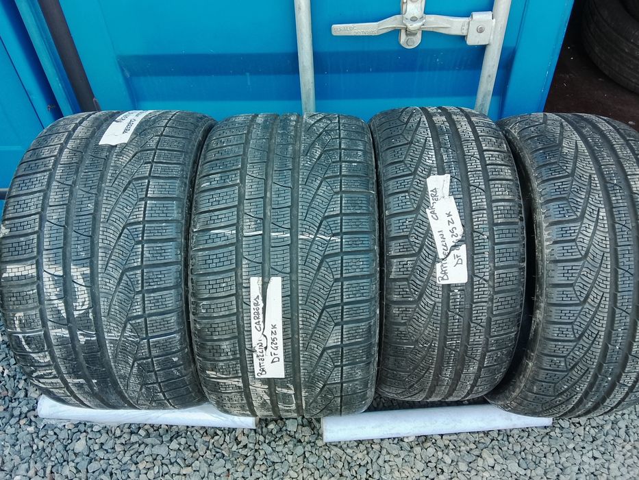 295 30 19 cu 235 35 19. Pirelli.  An 2022 cu 2019.