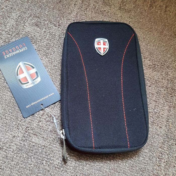 Port documente Ellehammer , Nou