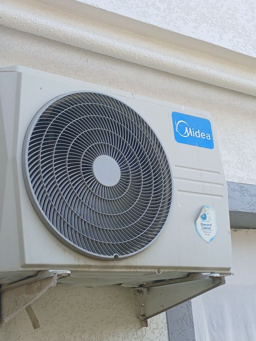 Кондиционер Midea