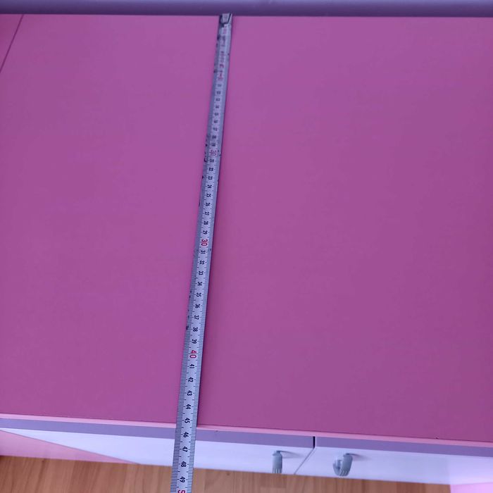 Продавам детско обзавеждане за момиче.