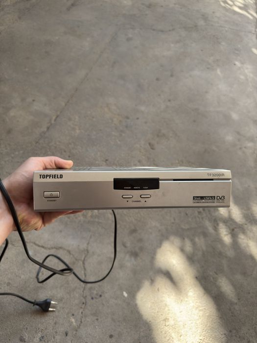 Спутниковый ресивер Topfield TF3200IR (DVB-S)