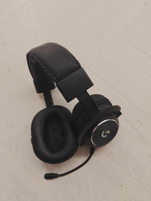 Гарнитура logitech g pro