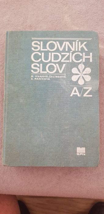 Речник чехосковашки език 1979