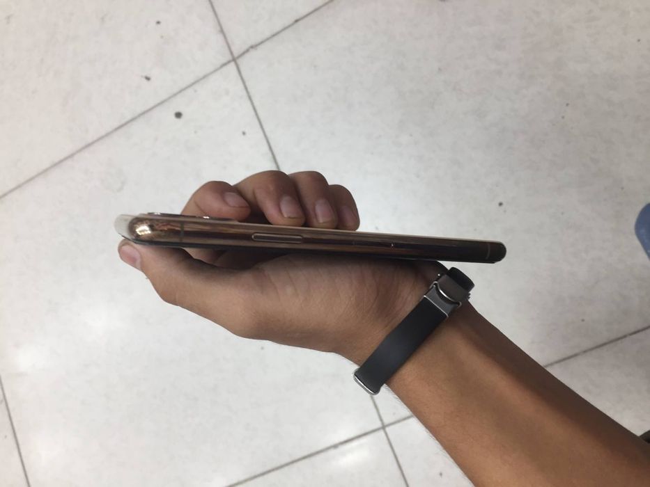 Iphone 11 pro 64 GB KH/A rangi Gold