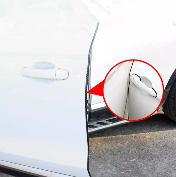 Защитна лайсна за автомобил предпазваща ръбовете на вратите в 2 цвята