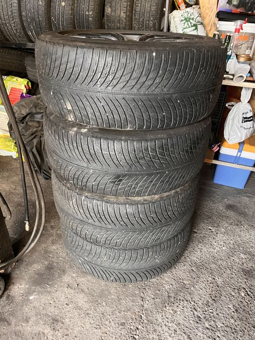 Roti de iarna originale BMW X5/X6 MSport cu anvelope Michelin