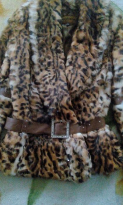 Дамско палто естествена лисица хл-300лв.