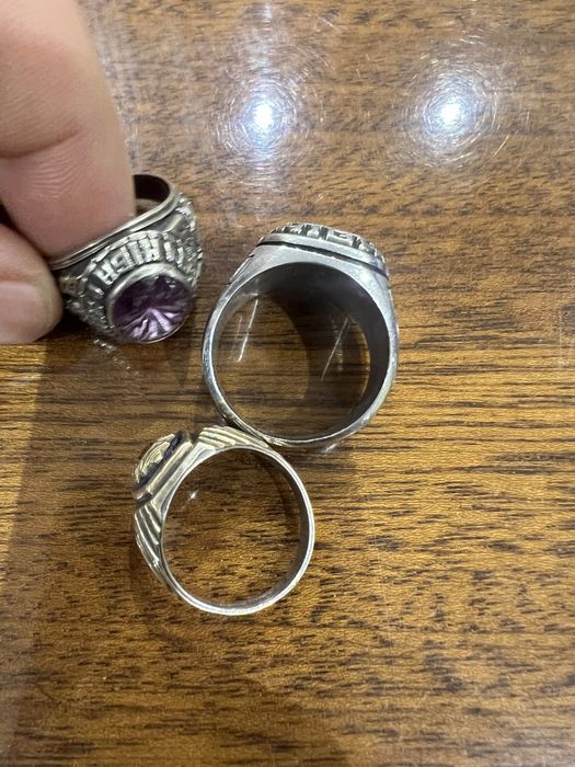Кольца кубки . Одно 10к с серебром .