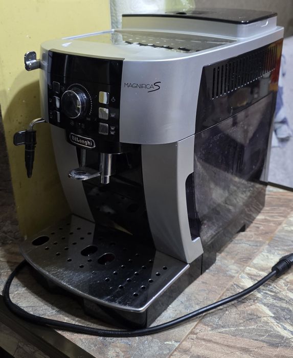 Кафеавтомат Delonghi Magnifica S