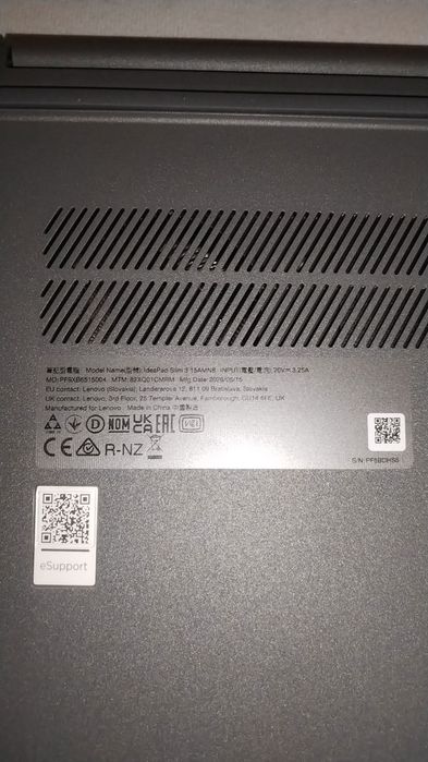 Vând leptop nou nouț Lenovo 8GB ram rayzen 3 și 512gb ssd