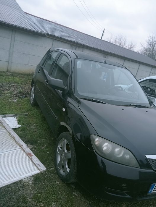 Vând autoturism Mazda 2