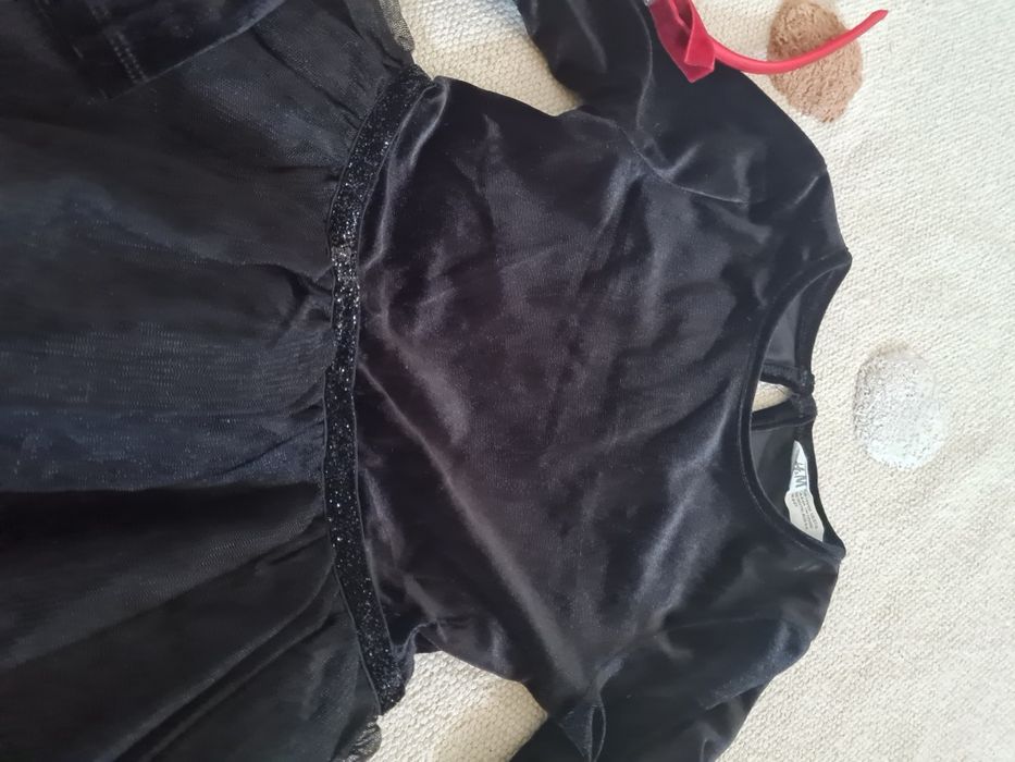 Рокля H&M, подходящ сет за Коледа