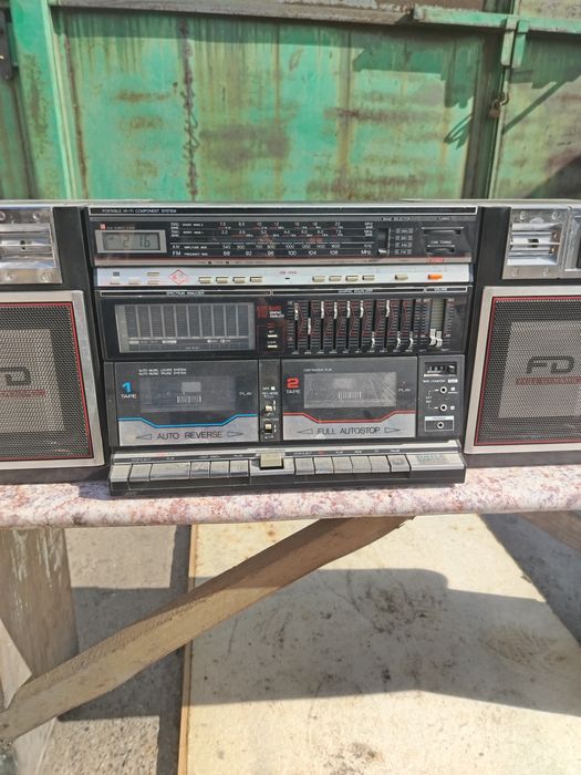 Продам магнитофон