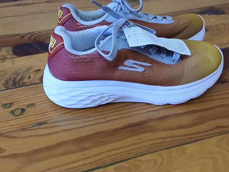 Маратонки SKECHERS