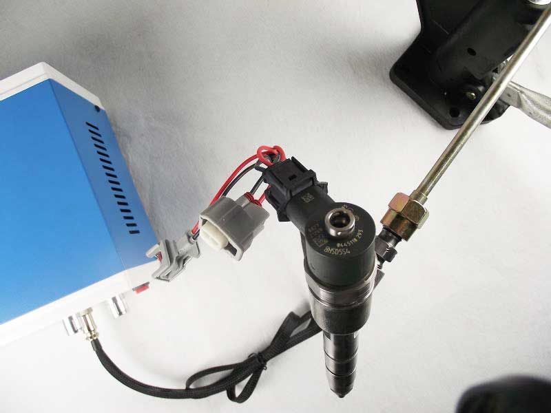 Нов марков стенд за регулиране на дюзи и инжектори,опция Common rail