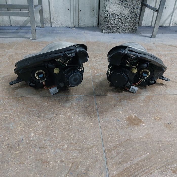 Фары Subaru Tribeca