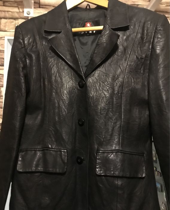 Продам кожаную куртку