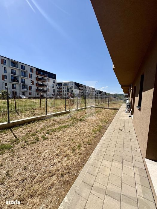 Apartament 2 camere | Curte 60 mp | zona Eroilor Floresti