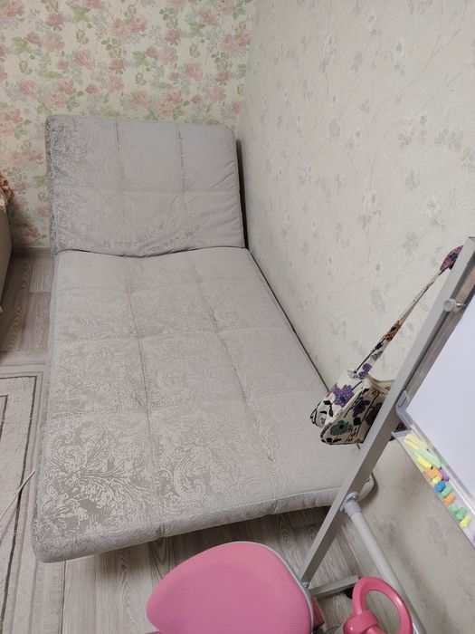 Продам диван Атаманка