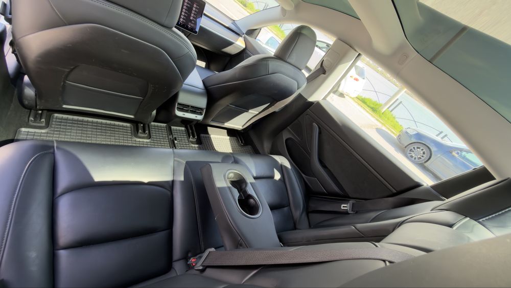 Tesla model 3 SR+ 2020