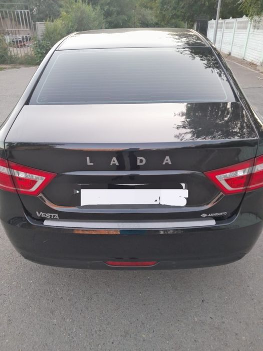 Продам автомобиль LADA VESTA