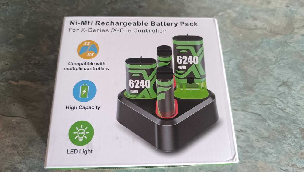 ZRZLMVP Батериен пакет за Xbox контролер - 4x6240mWh батерии и зарядно