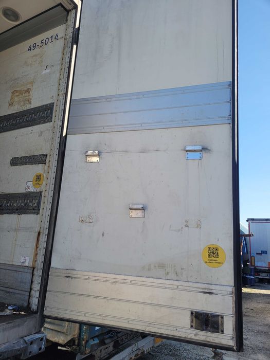 Sasiu semiremorca frigorifica cub schmitz axe saf rezervor roti picioare