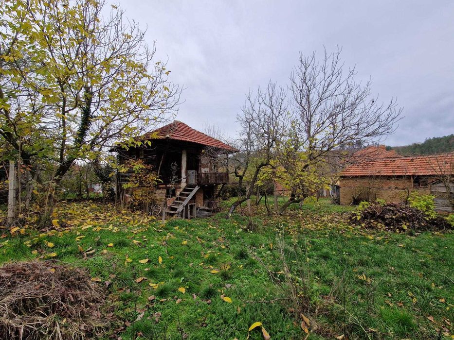 Продава се Къща в с. Николаево, Област Плевен - 203 кв.м за 75 €/кв.м - Снимка #1