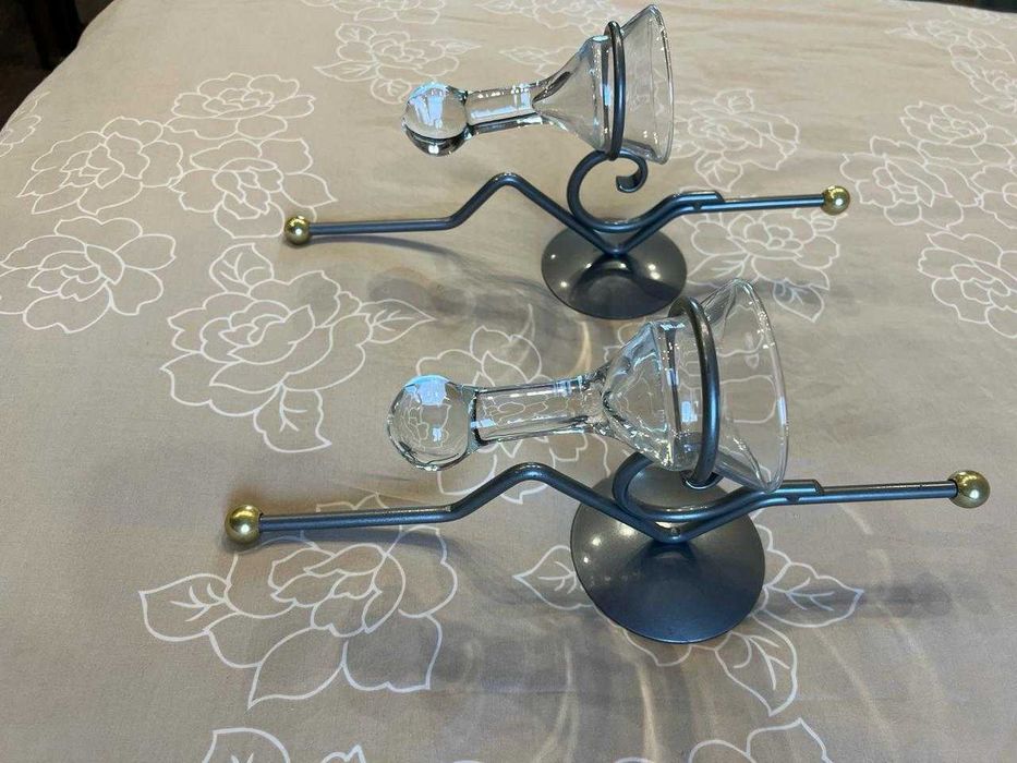 Продаю пару подсвечников