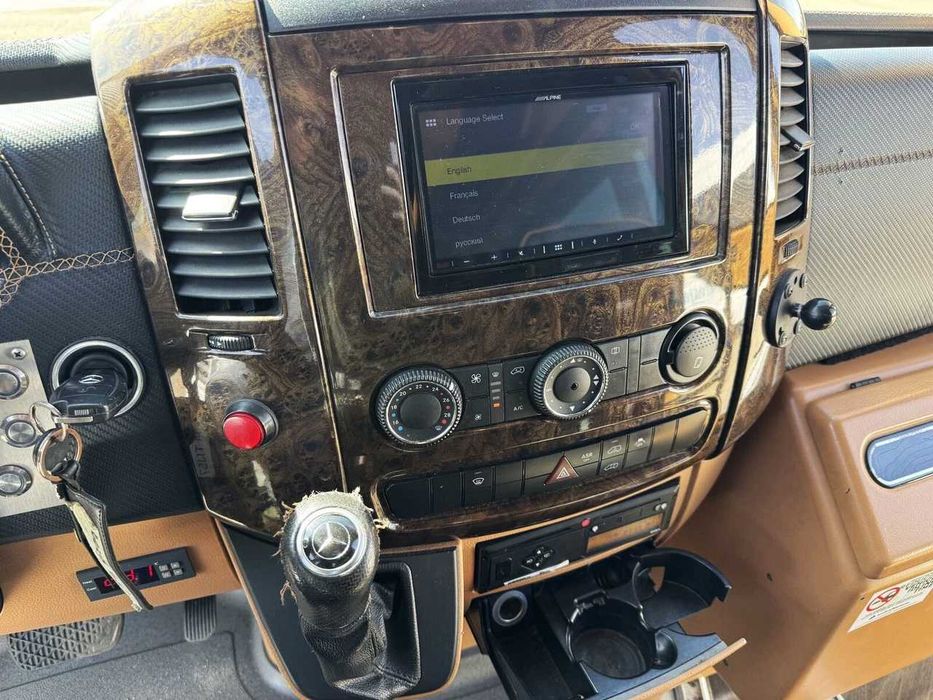 Микроавтобус  Mercedes-Benz Sprinter 4x4