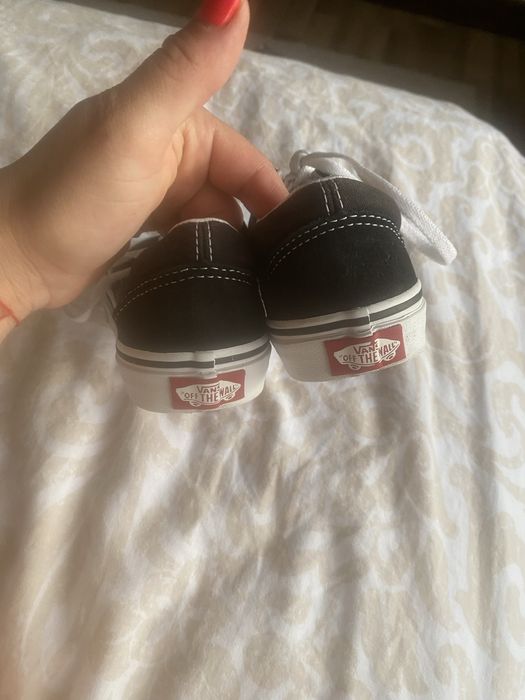 Детски кецове VANS Намалени на 30лв