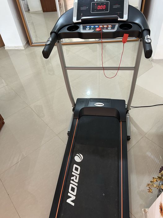 Banda de alergat electrica