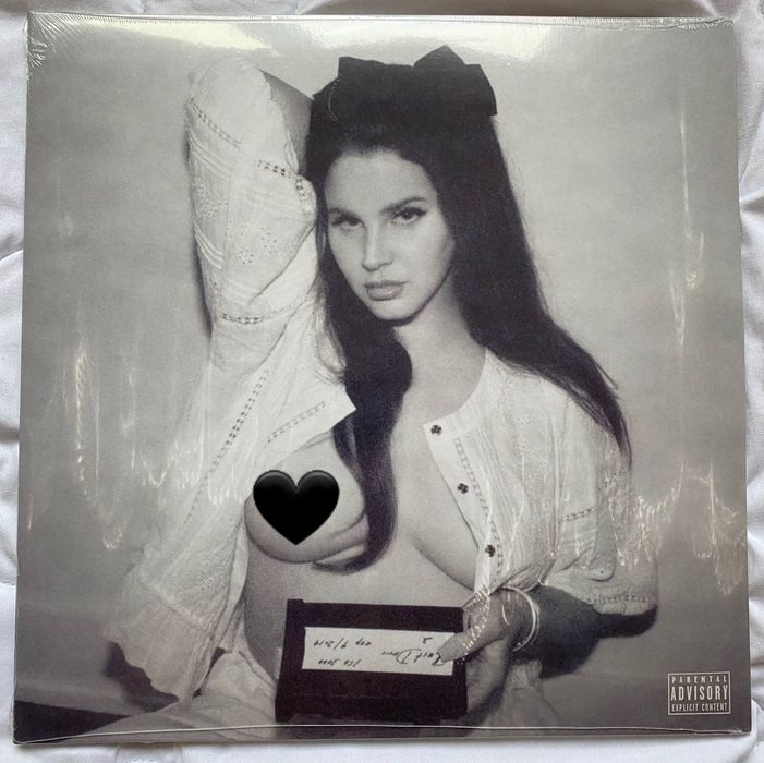 Lana Del Rey Did you know that there's a tunnel under Ocean Blvd