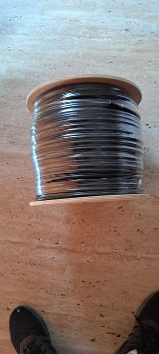 Ftp кабел с носещо въже 305 метра.