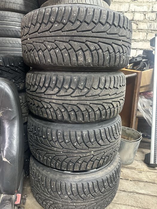 Шипованная резина 255/35/20
