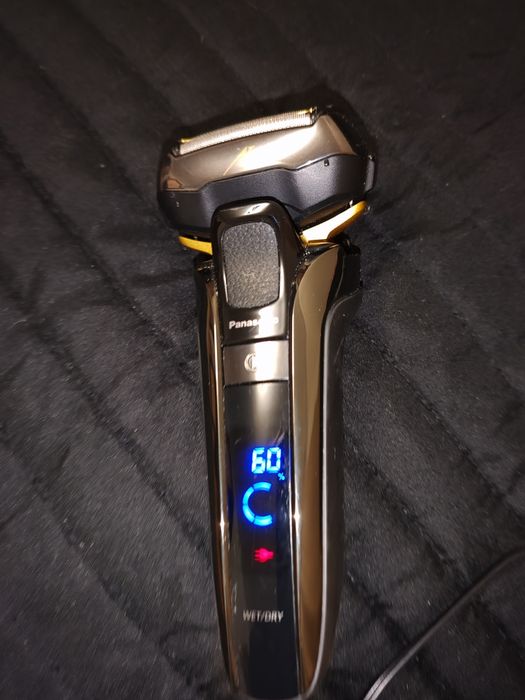 Aparat bărbierit Panasonic E S LV6 KPU 803 nic ESLV 6 KU 803  și radio