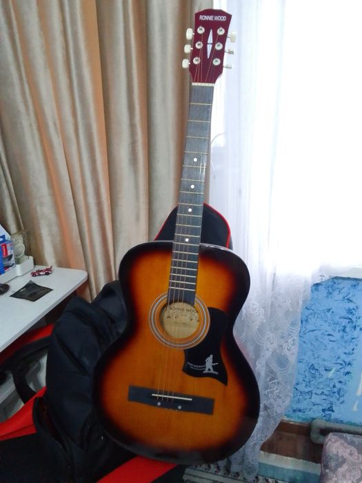 Гитара новый сатылады