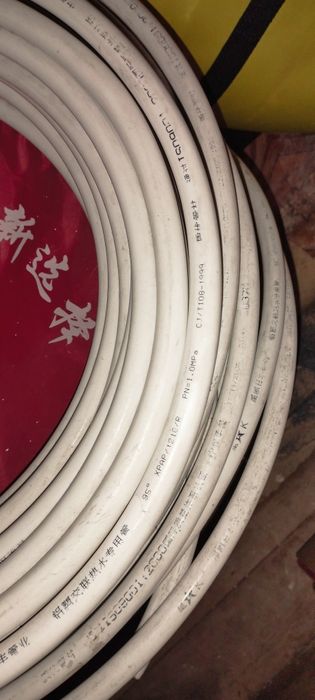 Труба пластик б/у