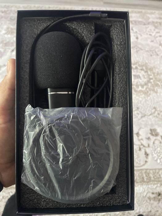 Microfon Marvo Mic-3, USB, Portabil cu trepied reglabil la 270’ Negru