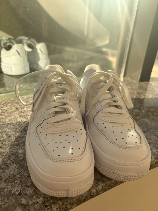 Nike обувки чисто нови!