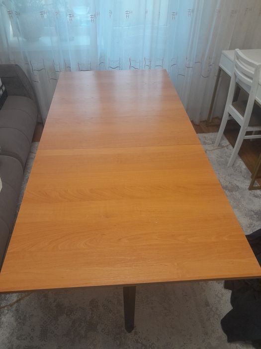 Продам стол книжка