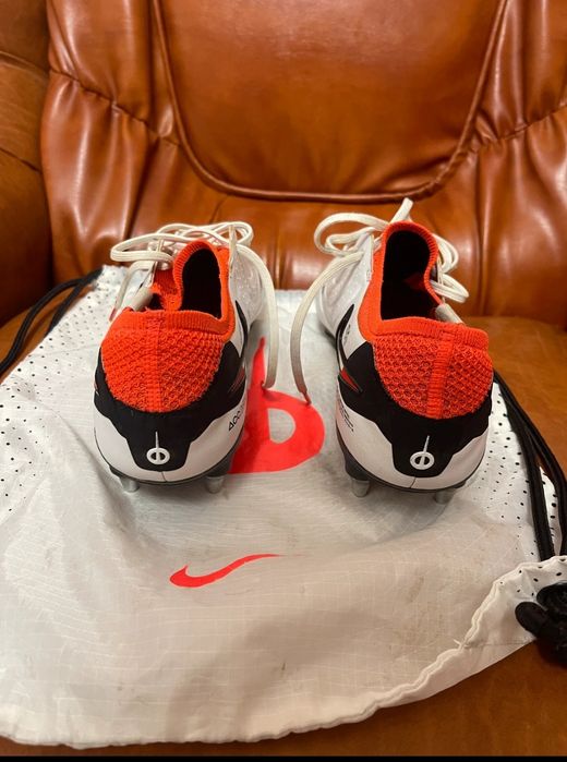 Ghete Nike tiempo elite