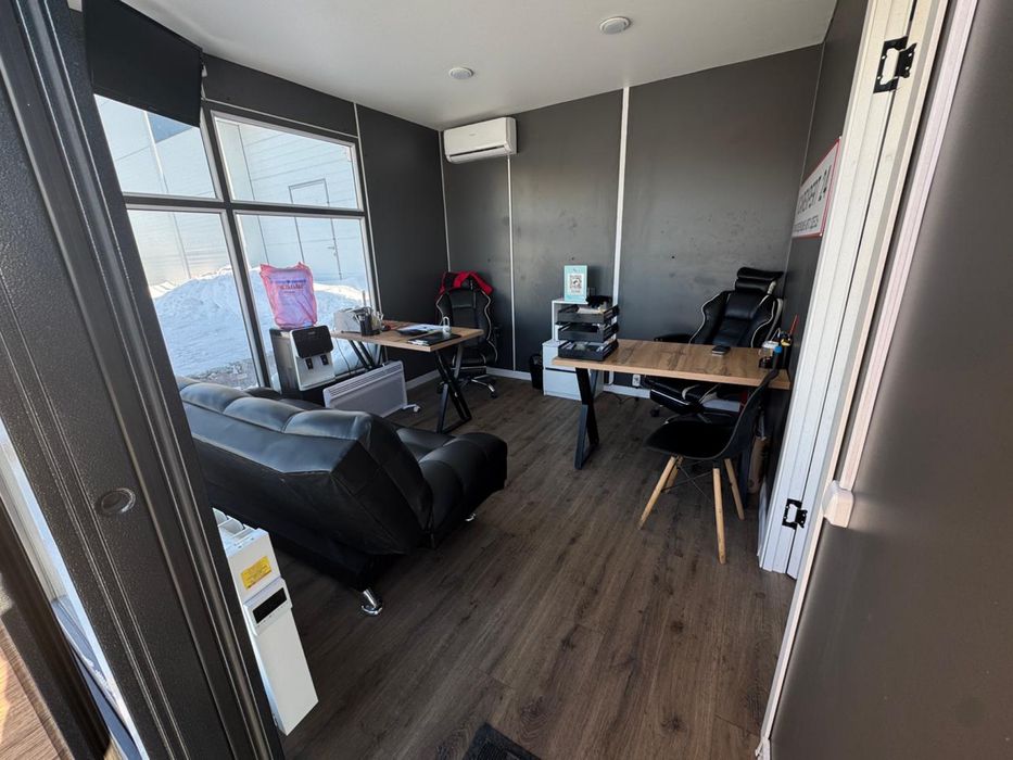 Продается контейнер под коммерческую деятельность