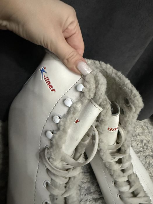 Продам коньки б/у